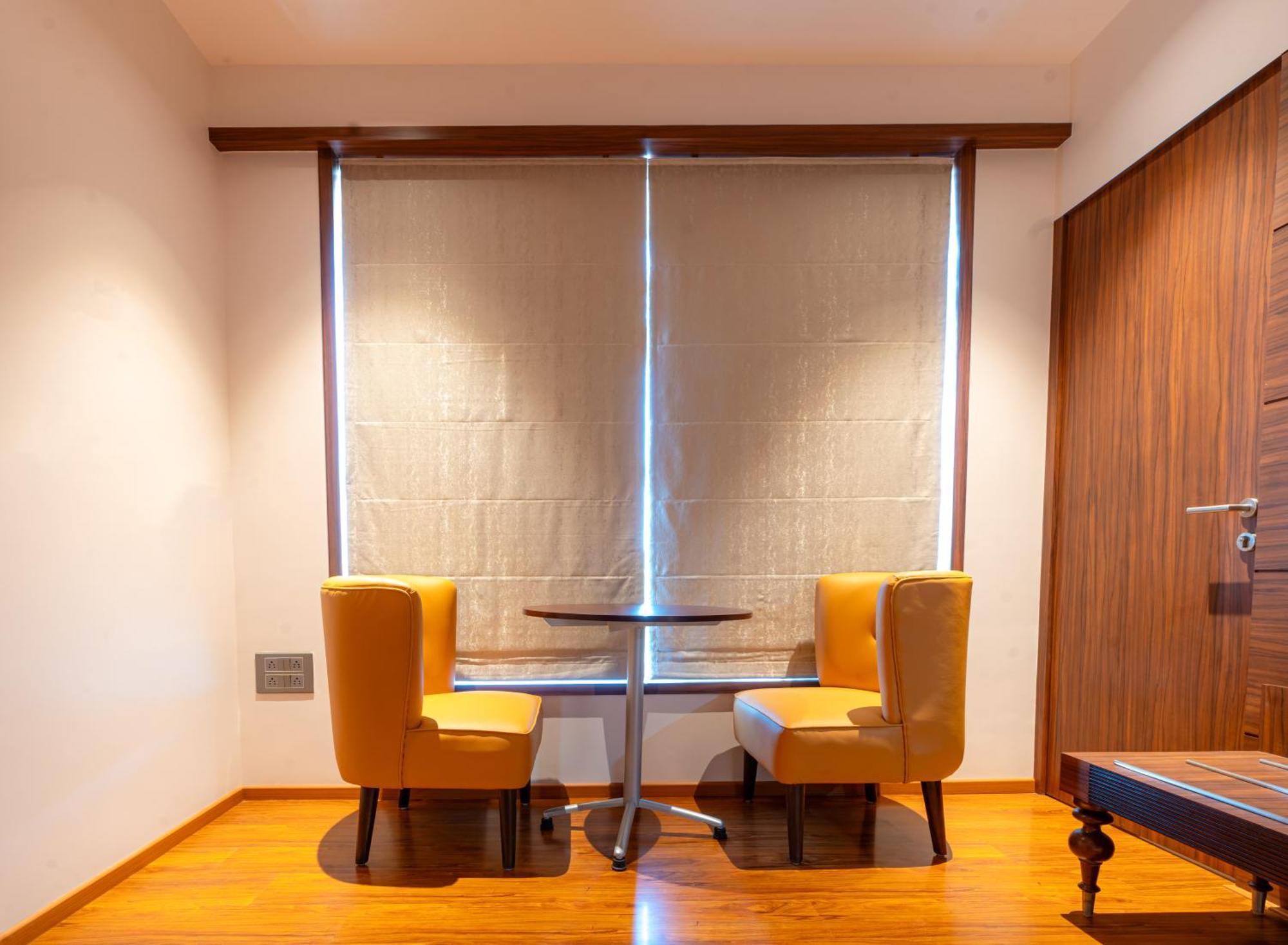 Treebo Premium Heritage Grand -Majiwada Thane Exteriör bild